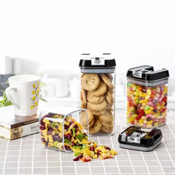 Герметичний комплект Food Storage Container — 6 пластикових контейнерів з кришками для зберігання круп і сипучих продуктів